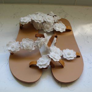 white flower strap sandals
